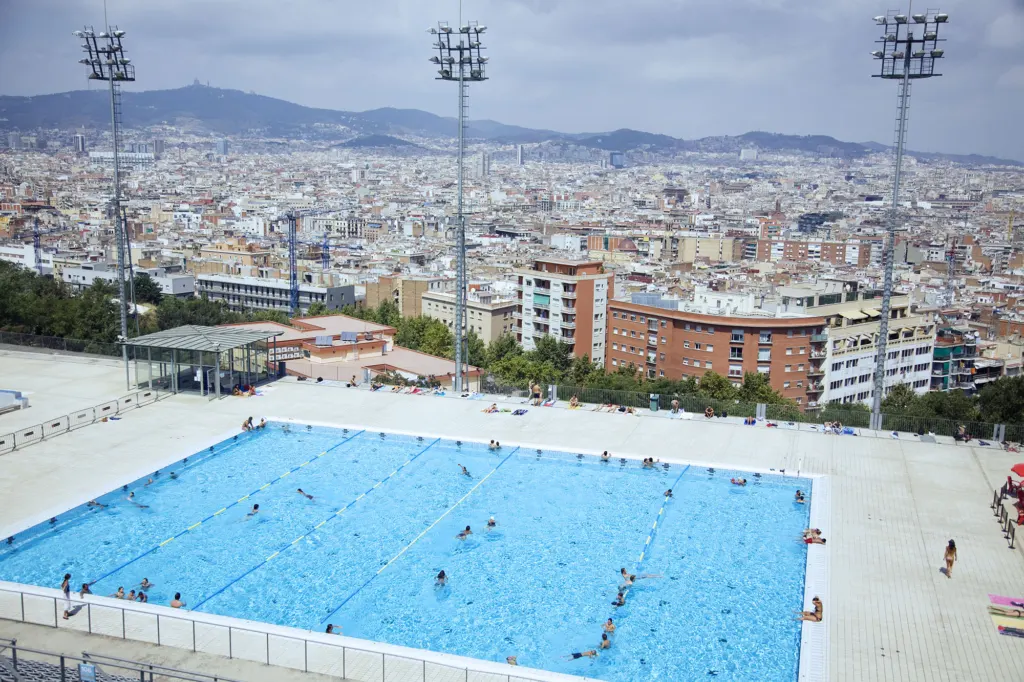 Barcelona Minicipal Pool — Viaje en España, Spain.