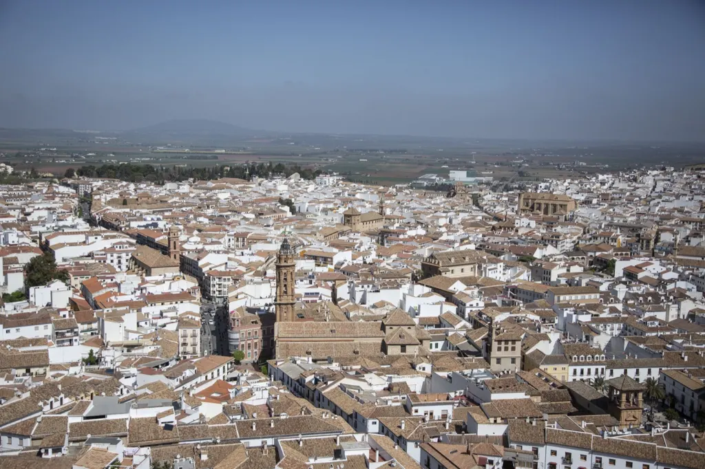 Antequera — documentary and travel photograph in Andalucía, Spain, frame 17 of 21.