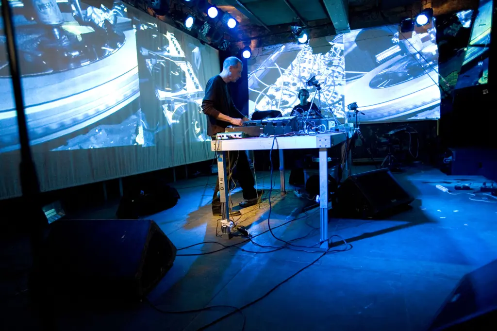 Audiovisual turntable performance at Club Transmediale