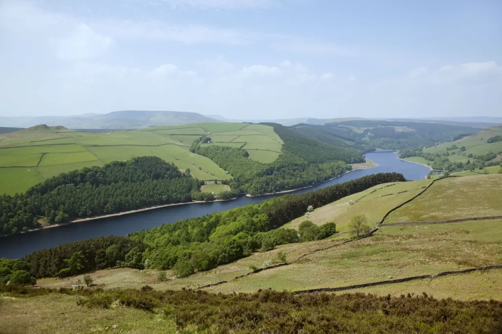 The Peak District — documentary and travel photograph in Derbyshire, UK, frame 17 of 25.