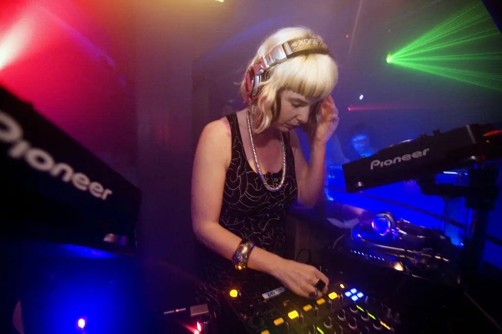JoJo de Freq DJing at Bugged Out