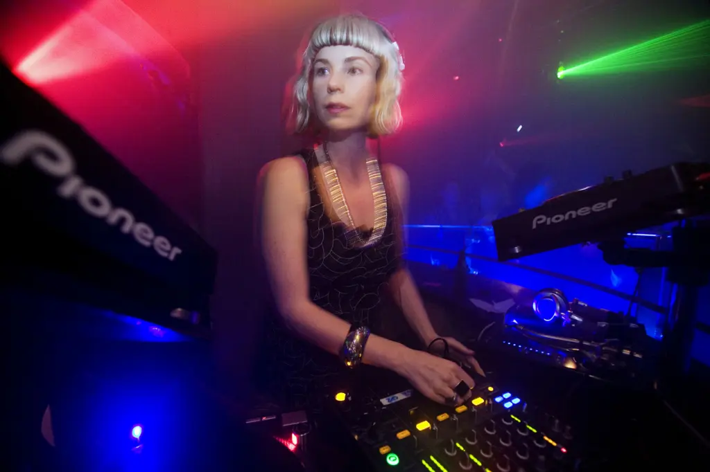 JoJo de Freq DJing at Bugged Out