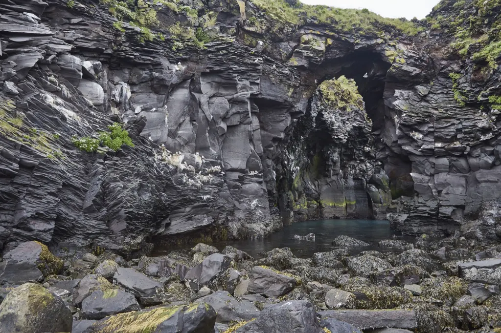 Iceland — documentary and travel photograph in Iceland, frame 35 of 68.