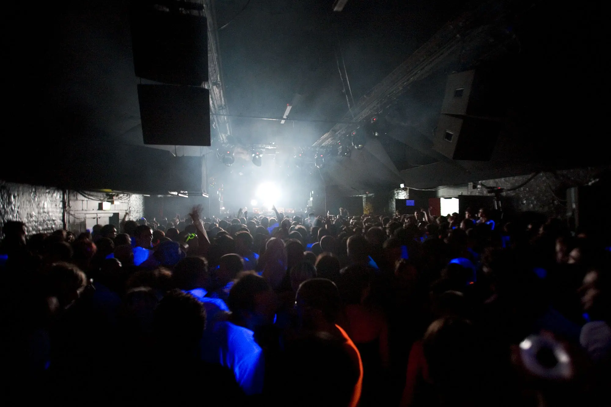 M_nus Contakt at SEOne