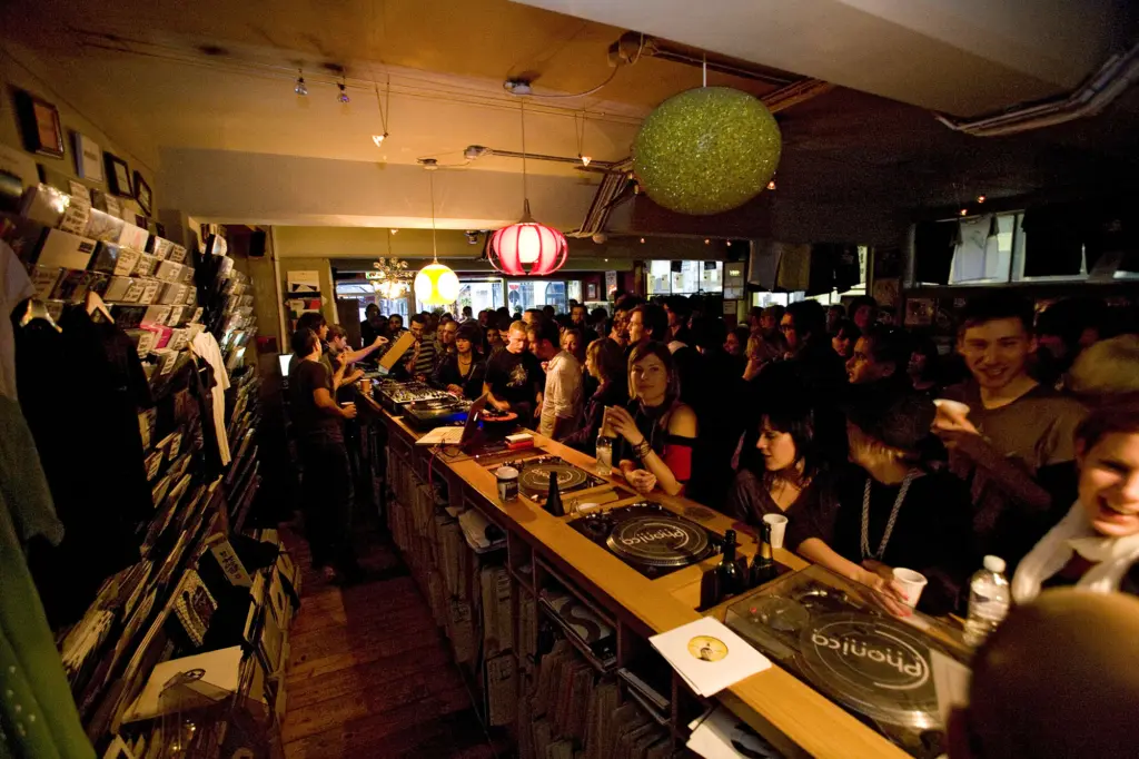 M_nus crew at Phonica Records