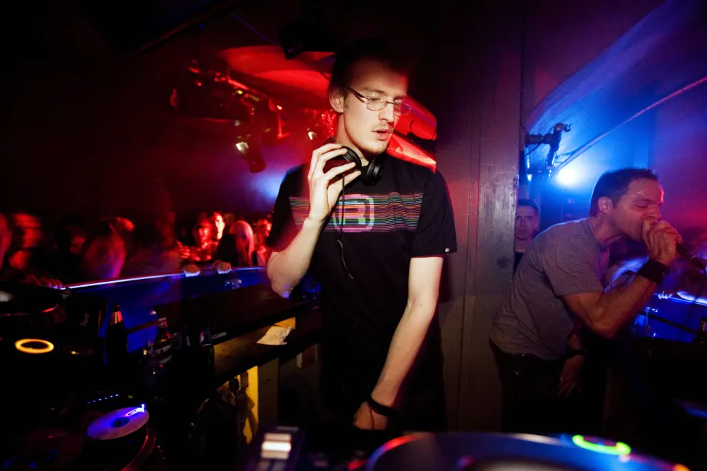 Renegade Hardware at The End · The End, London, UK · frame 9432