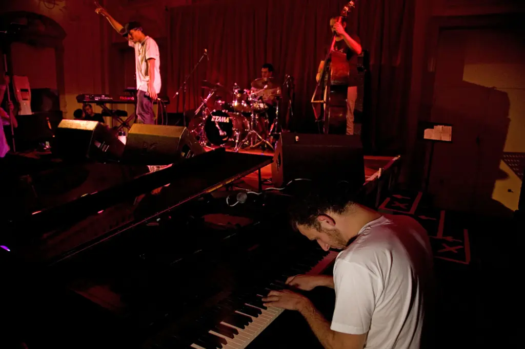 Elan Mehler Quartet performing at Bush Hall